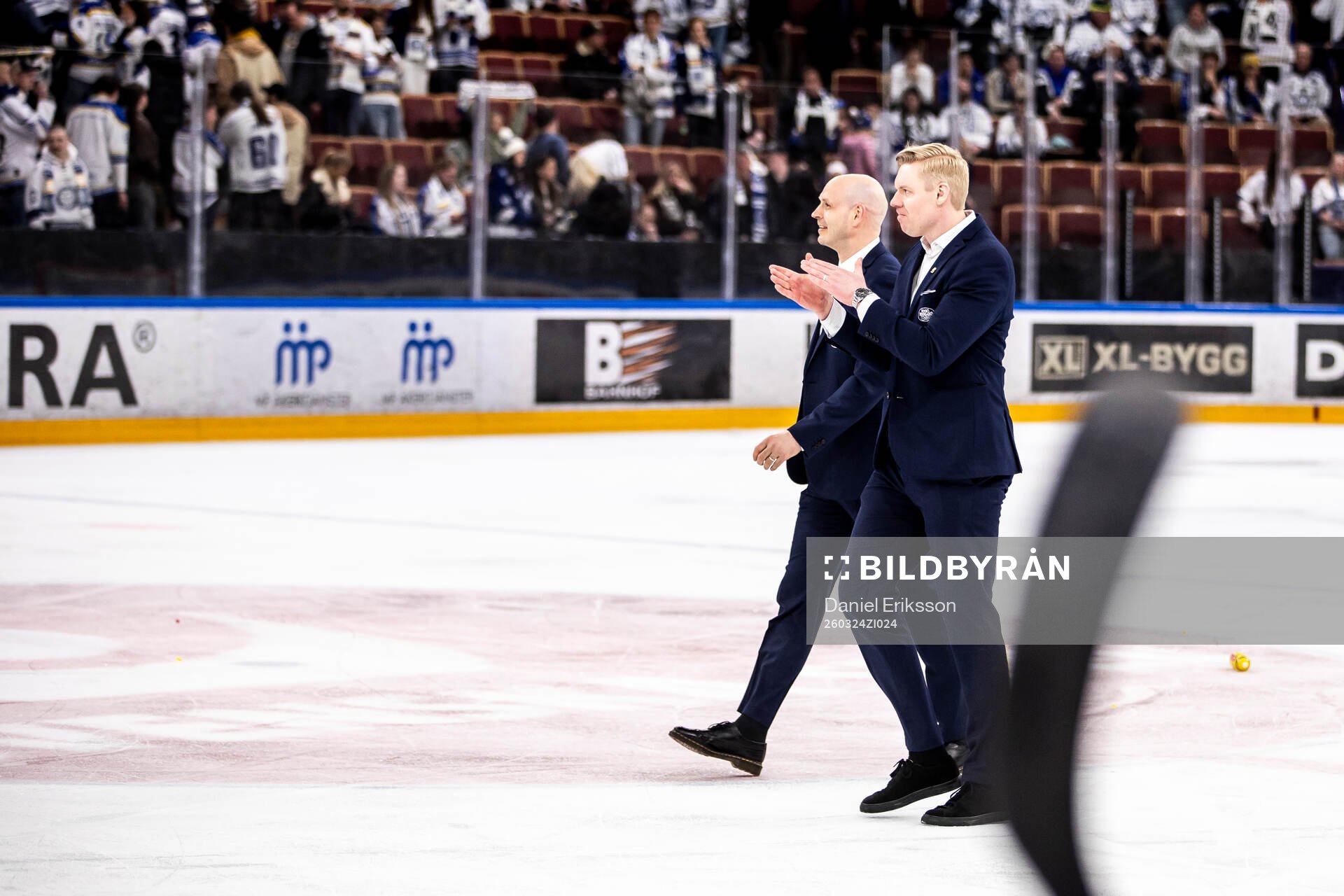 HV71s tränare Anton Blomqvist jubel