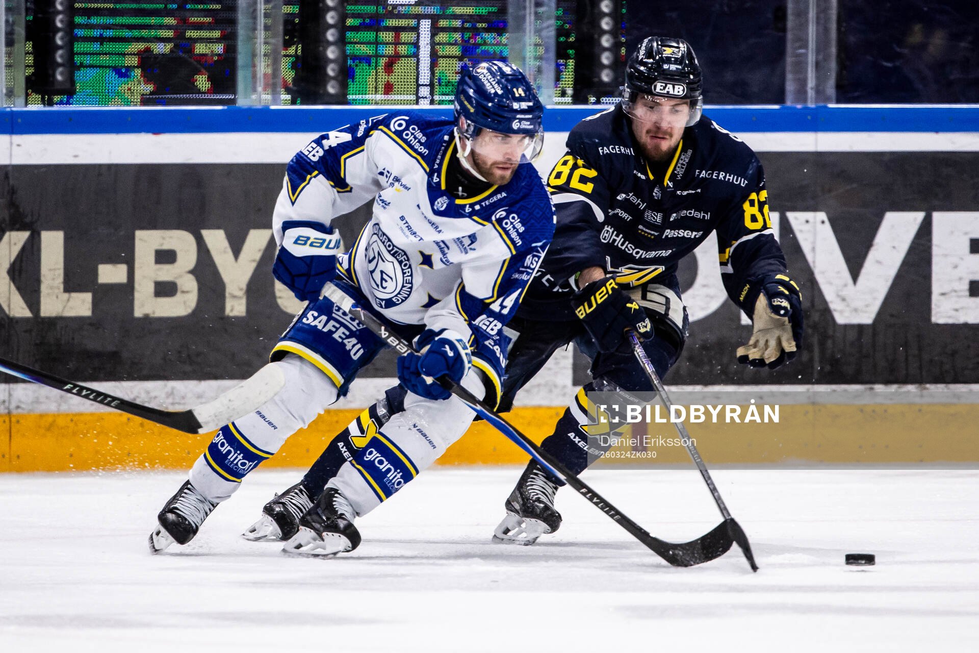 Leksands Oskar Lang och HV71s Santeri Hatakka