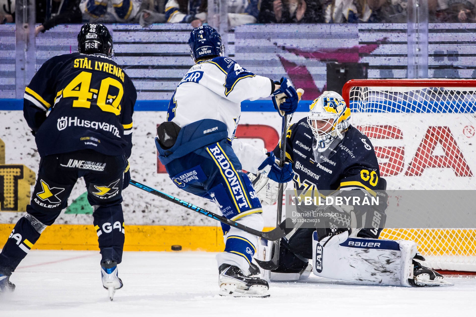 HV71s målvakt Felix Sandström