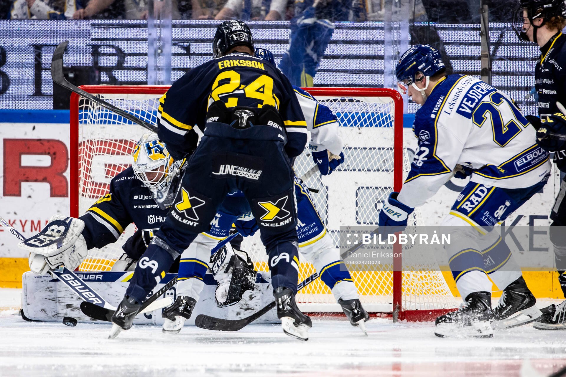 HV71s målvakt Felix Sandström