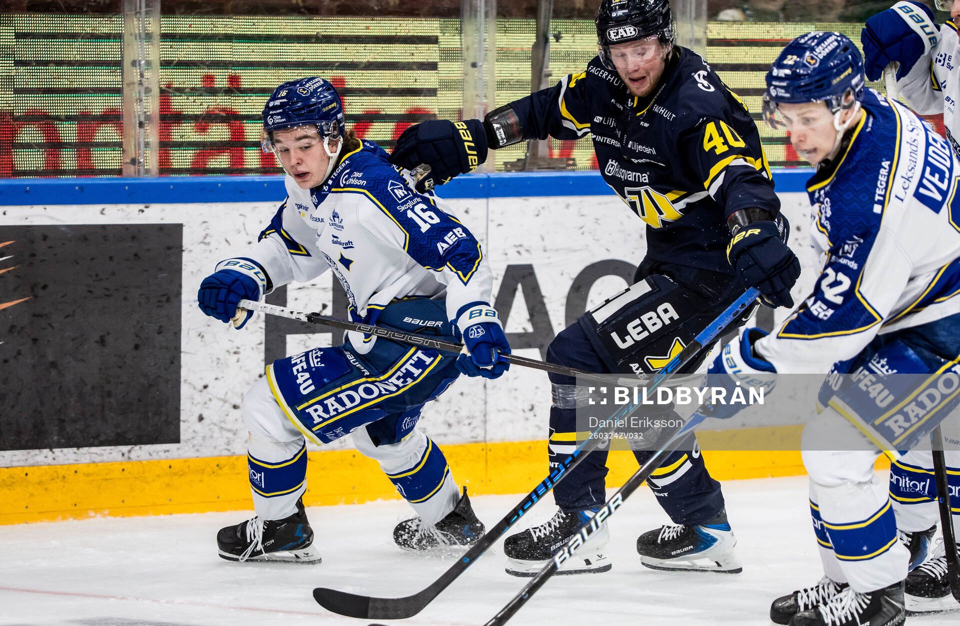 Leksands Rocky Langvardt och HV71s Oskar Stål-Lyrenäs