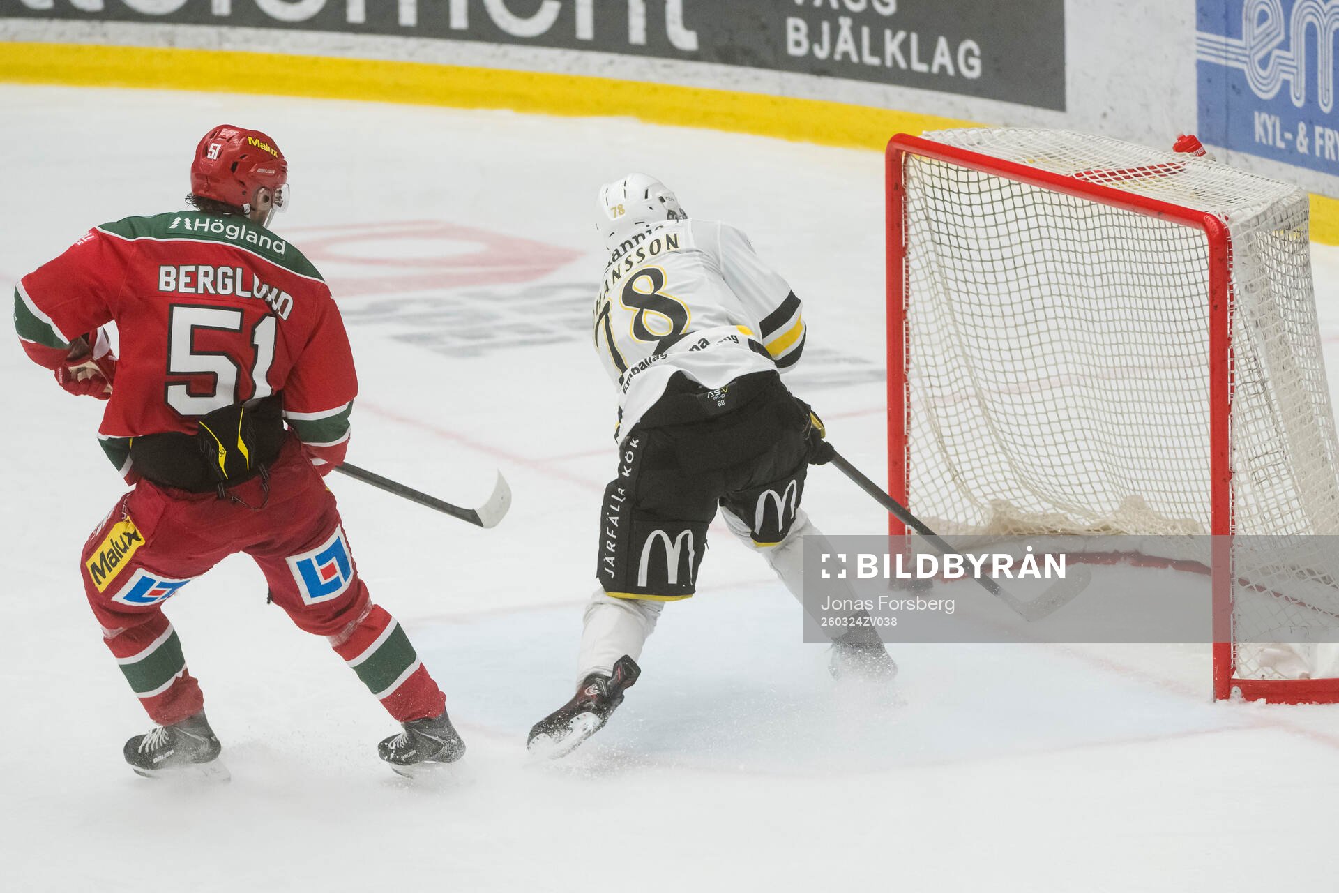 AIKs Oliver Johansson gör 2-6 målet