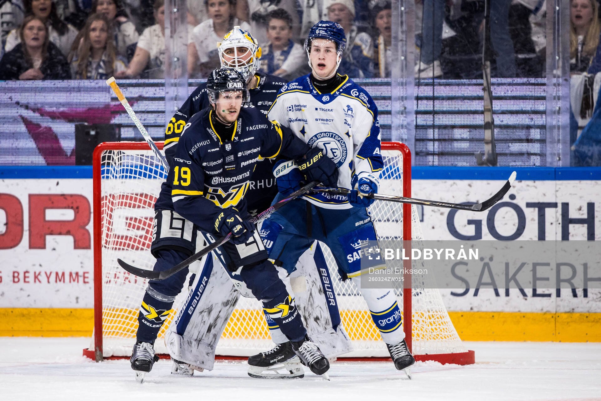 HV71s Niklas Hansson och Leksands Tinus Luc Koblar