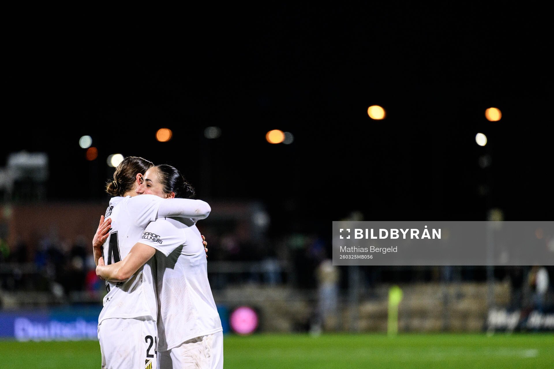 Tabby Tindell and Nesrin Akgun of Häcken celebrate