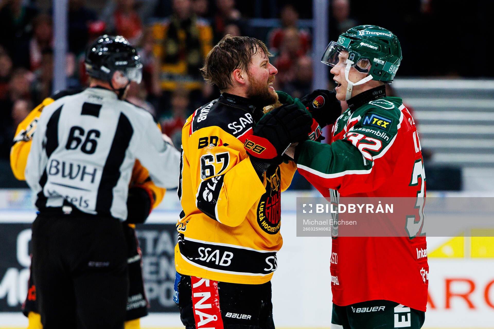 Luleås Linus Omark och Frölundas Noah Hasa