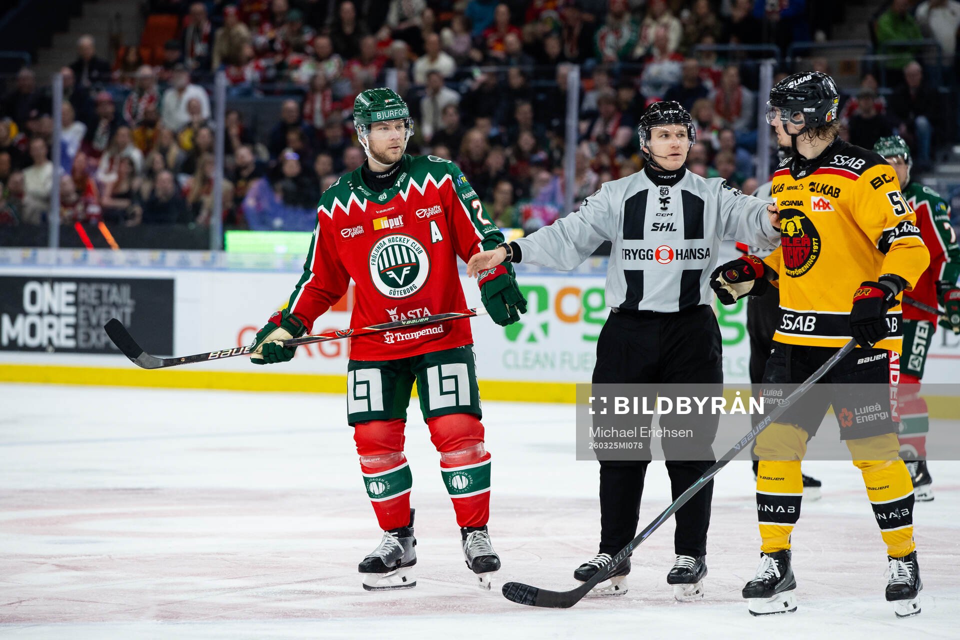 Frölundas Christian Folin och Luleås Markus Nurmi