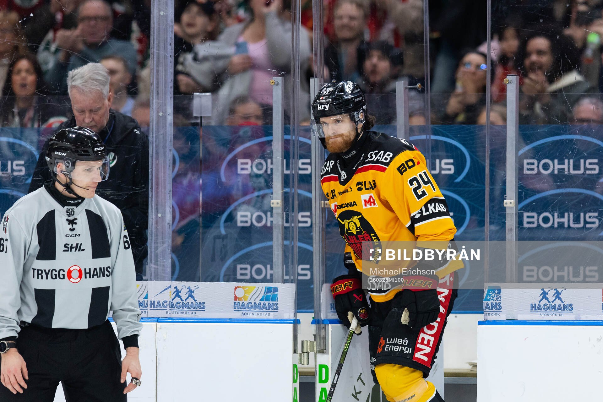 Luleås Brendan Shinnimin lämnar isen