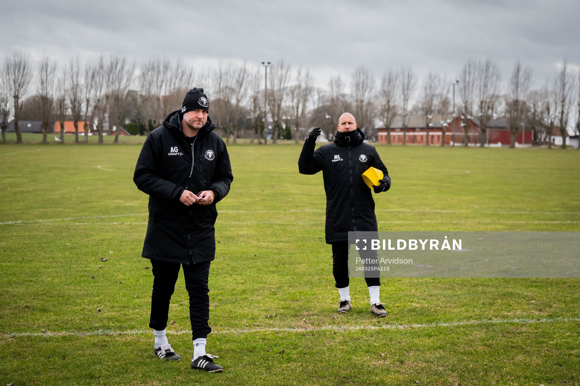 Tränare Andreas Granqvist och assisterande tränare