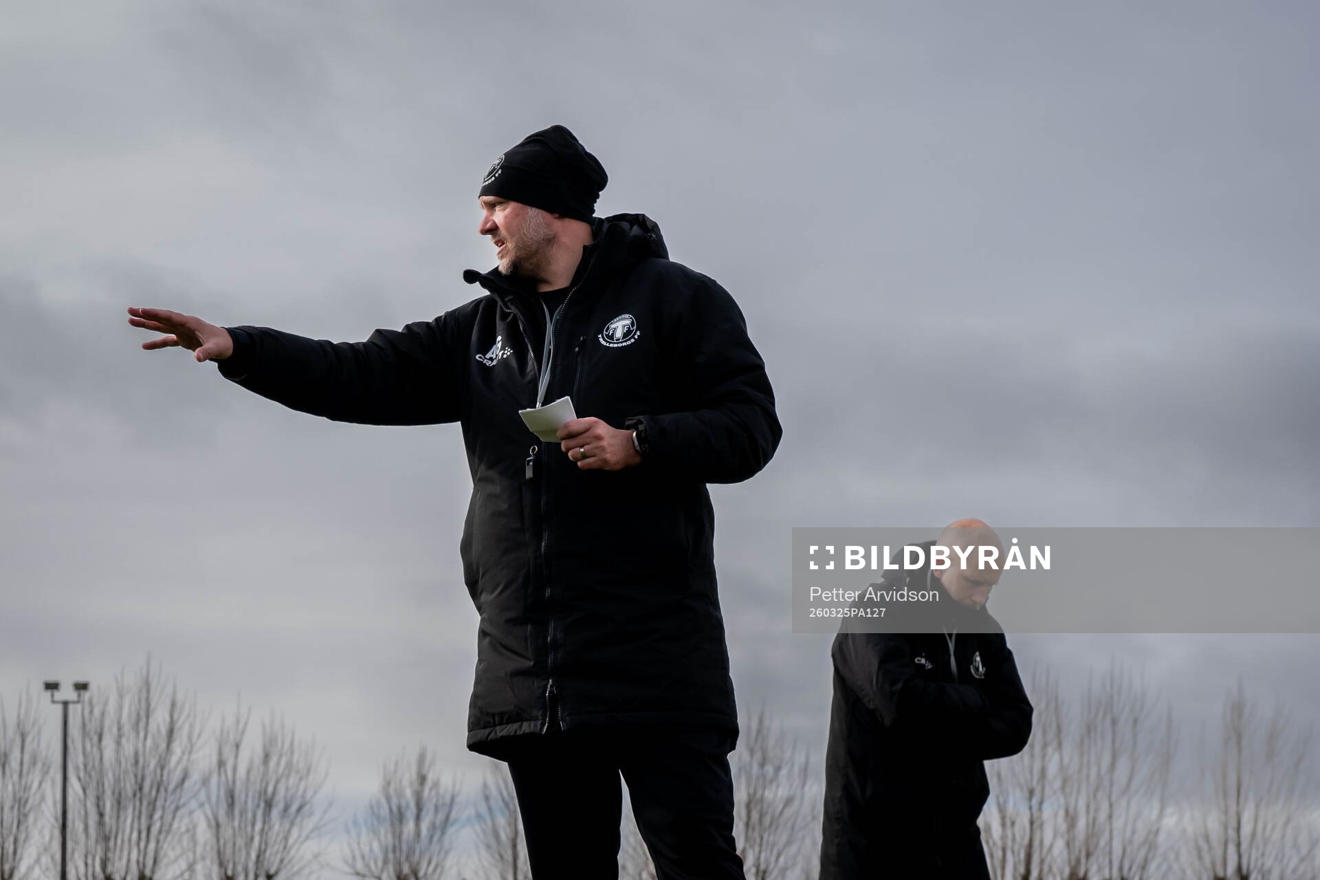 Tränare Andreas Granqvist och assisterande tränare