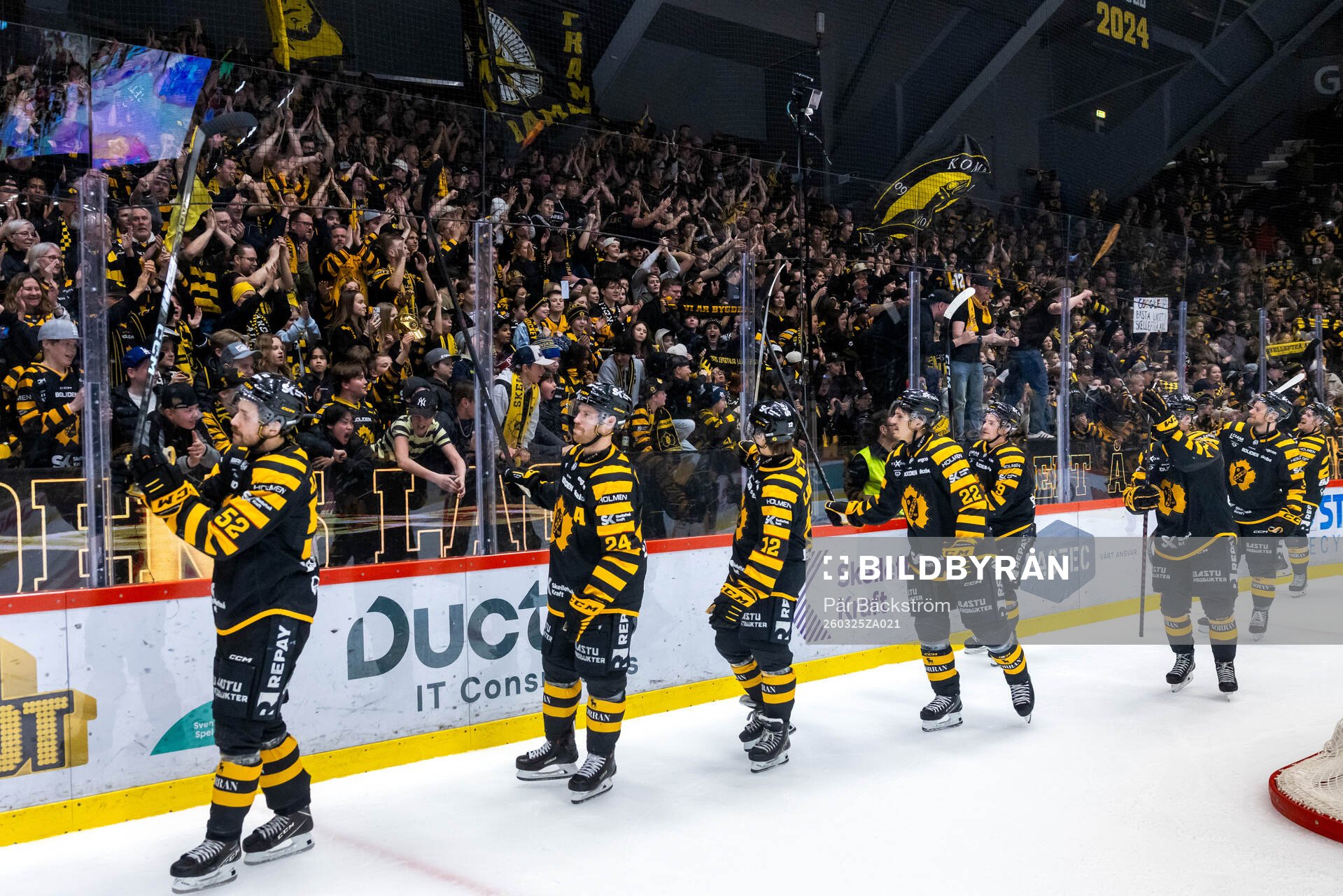 Skellefteås spelare jublar