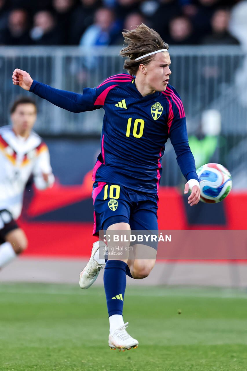 Love Arrhov of Sweden