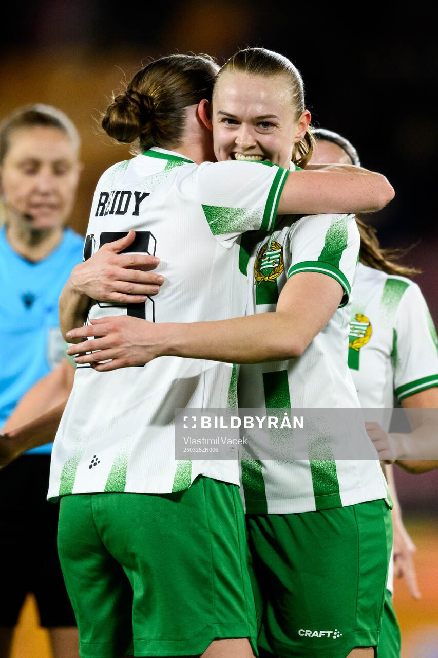 Elin Sørum of Hammarby celebrates scoring 0-1