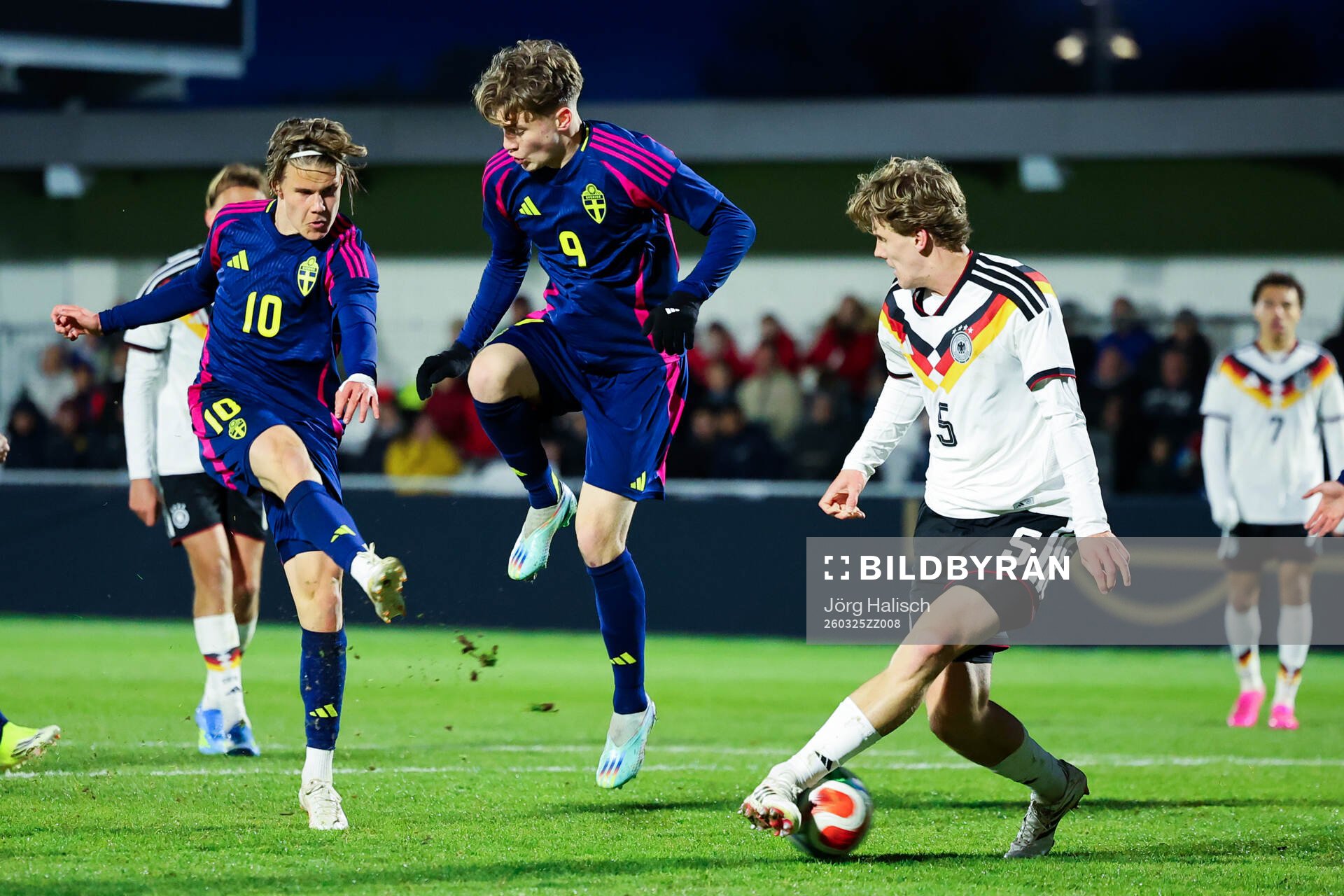 Love Arrhov and Åke Andersson of Sweden
