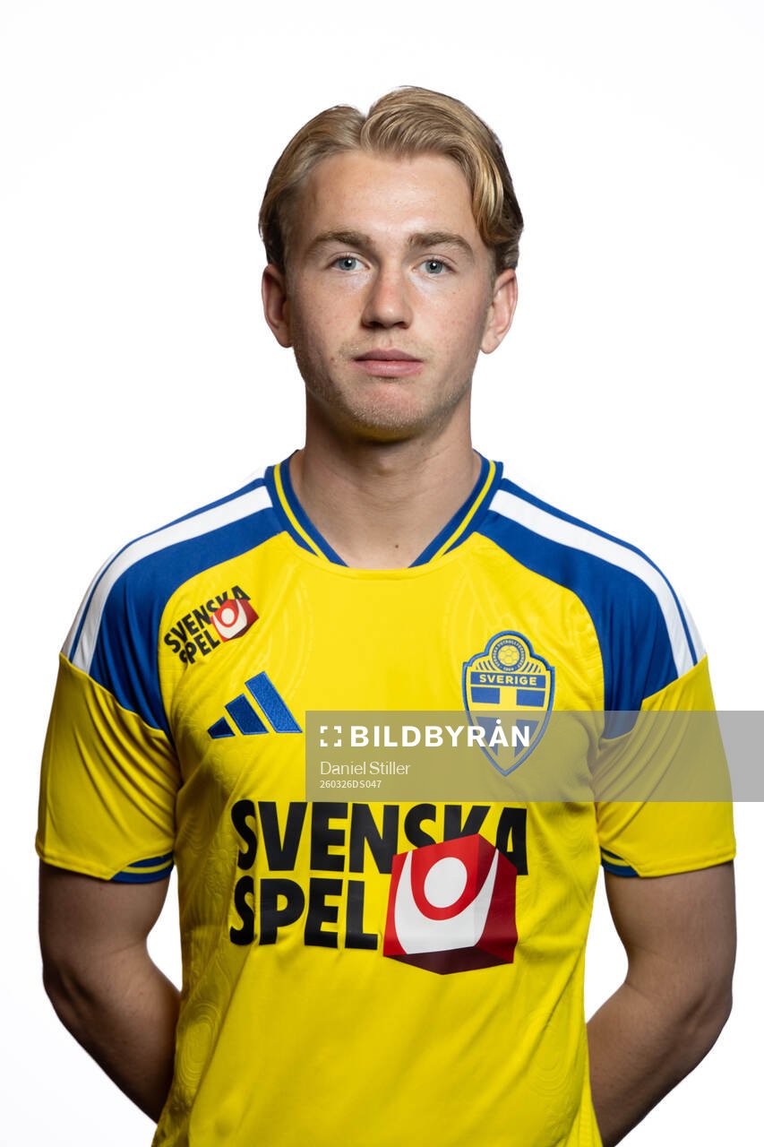 Noah Tolf of Sweden's U21 national football team at a photo