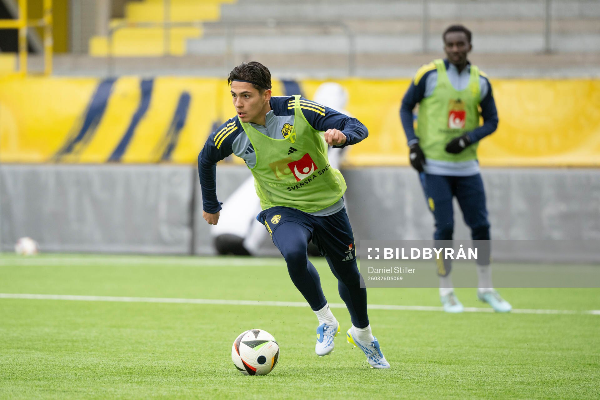 Matteo Perez Vinlöf of Sweden's U21 national football team