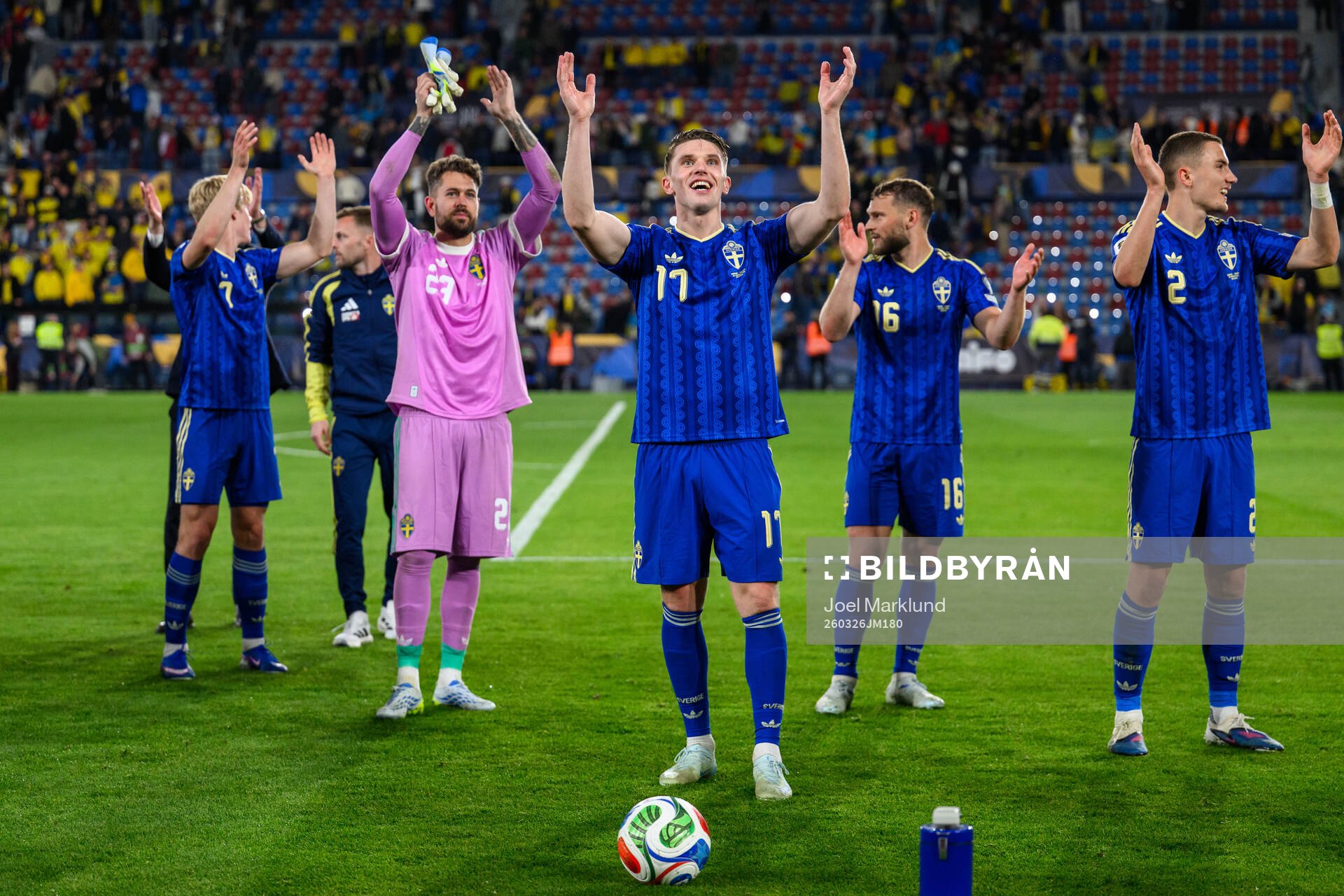 goalkeeper Kristoffer Nordfeldt, Viktor Gyökeres, Jesper