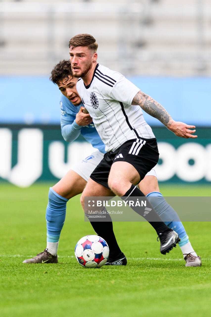 Malmö FFs Noah Åstrand John och Landskronas Markus
