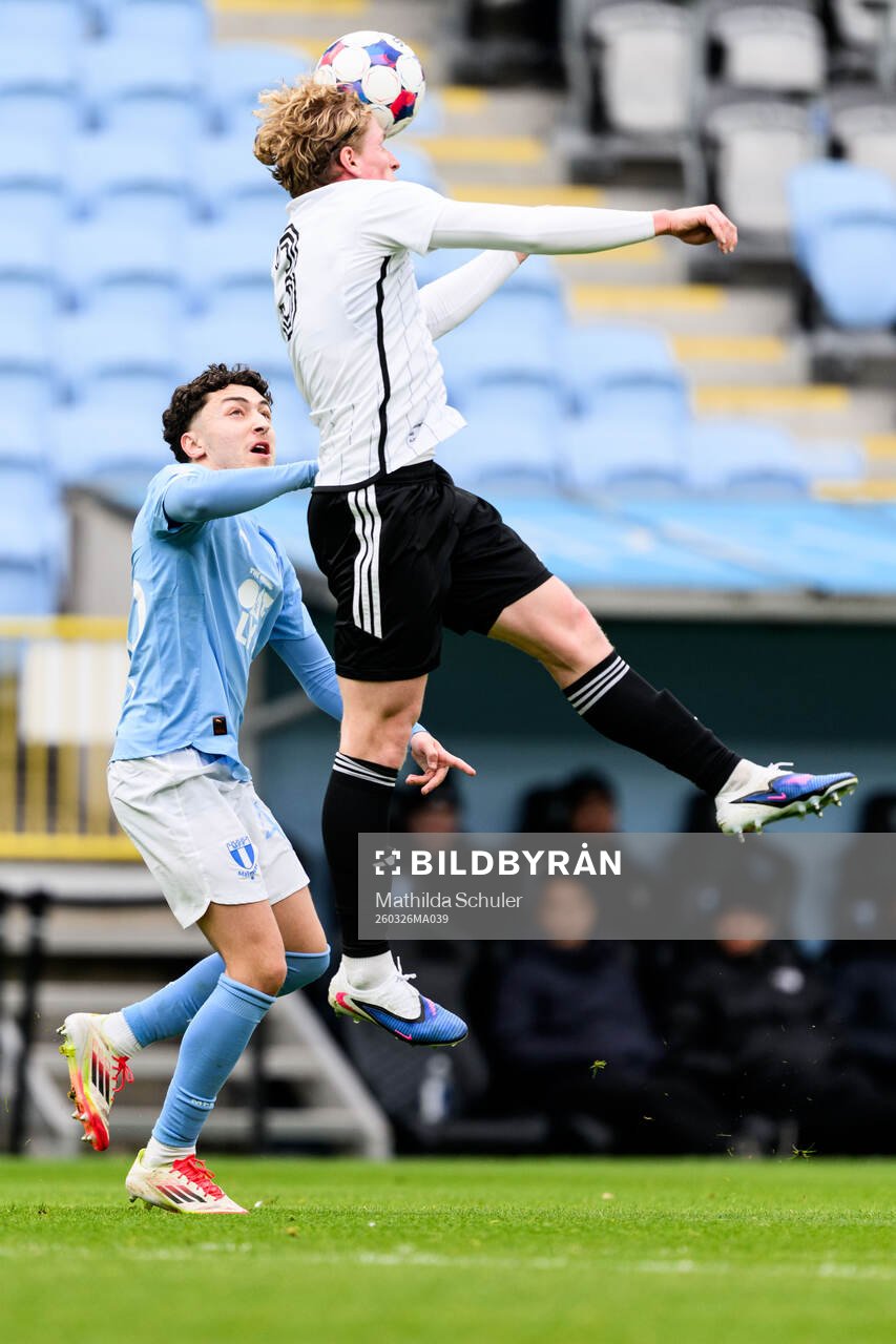 Malmö FFs Antonio Palac och Landskronas Gustaf Westström