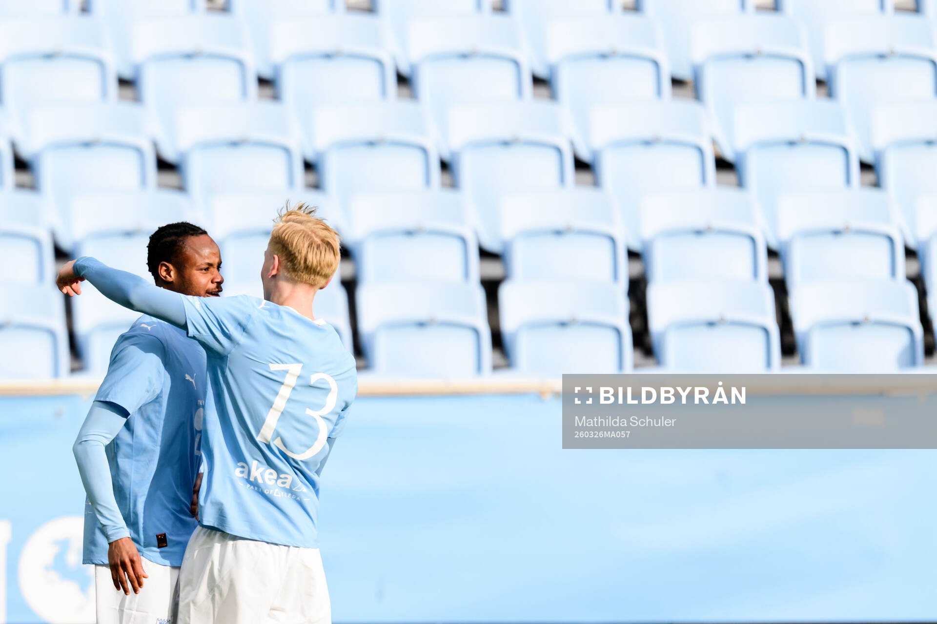 Malmö FFs Yassin Mohammed och Viggo Karlsson jublar