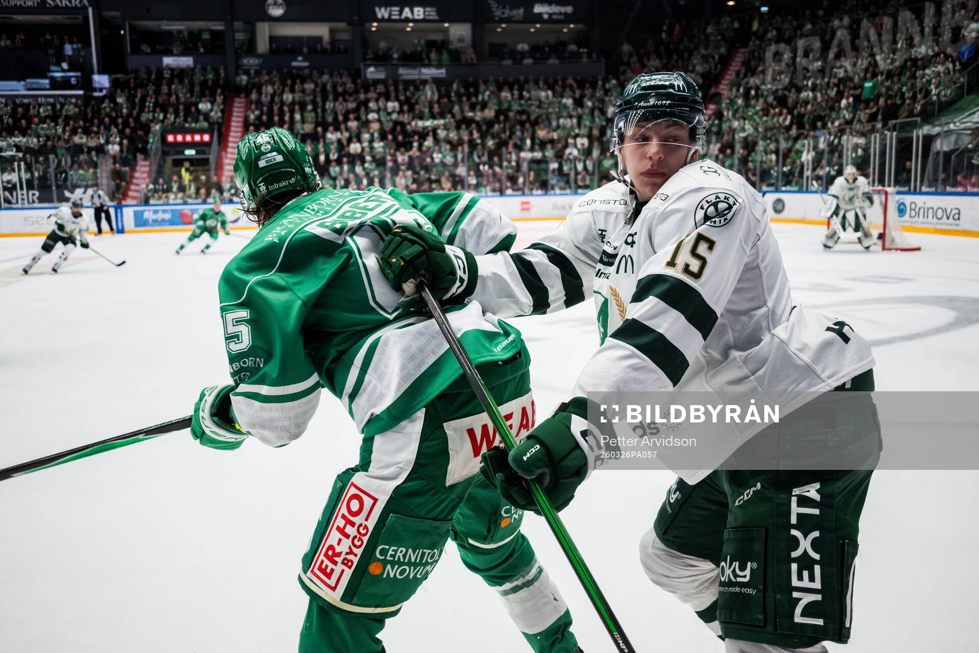 Rögles Gregor Biber och Färjestads Jack Berglund