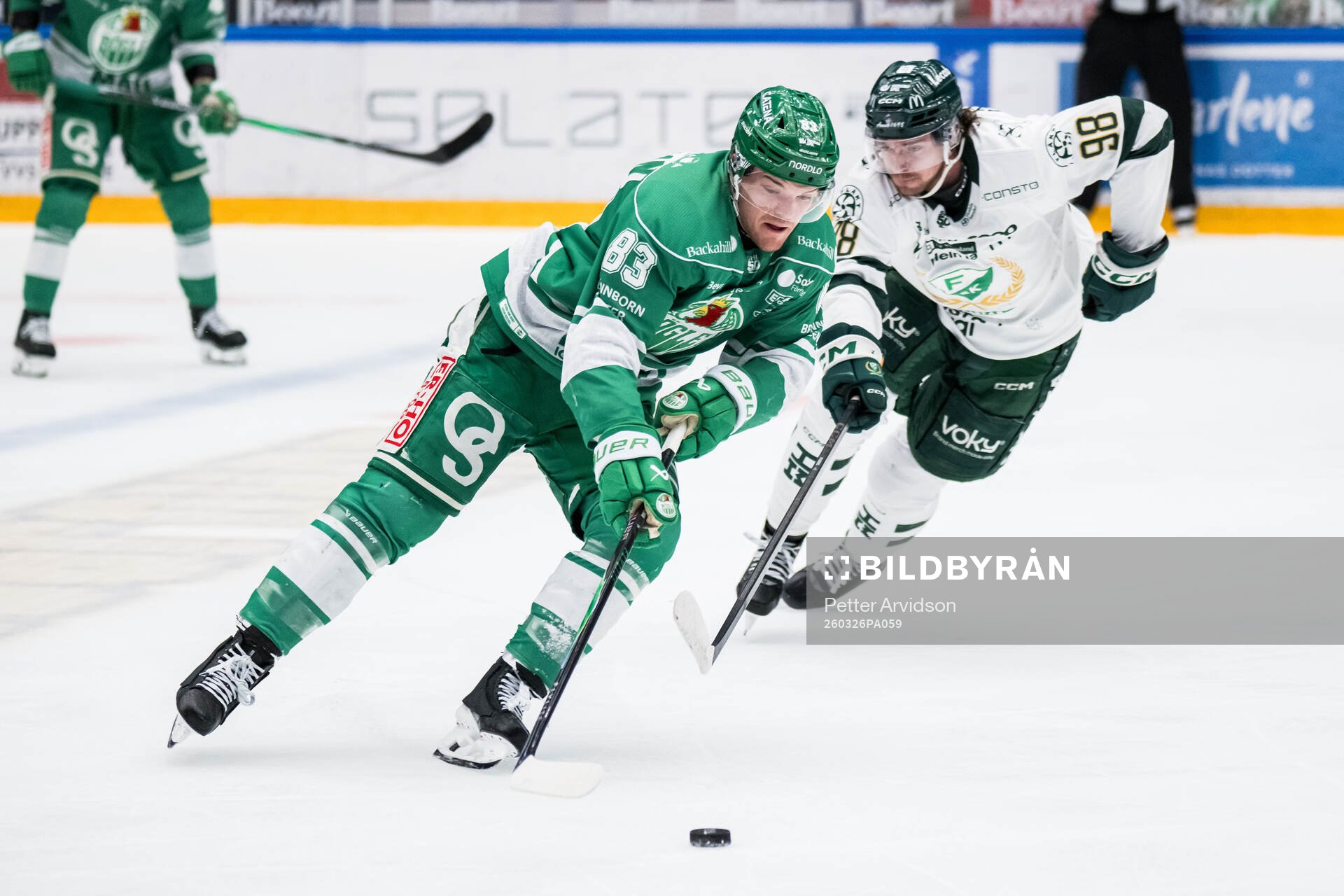 Rögles Karson Kuhlman och Färjestads Marian Studenic