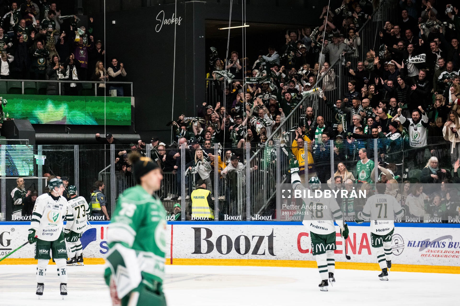 Färjestads supportrar jublar