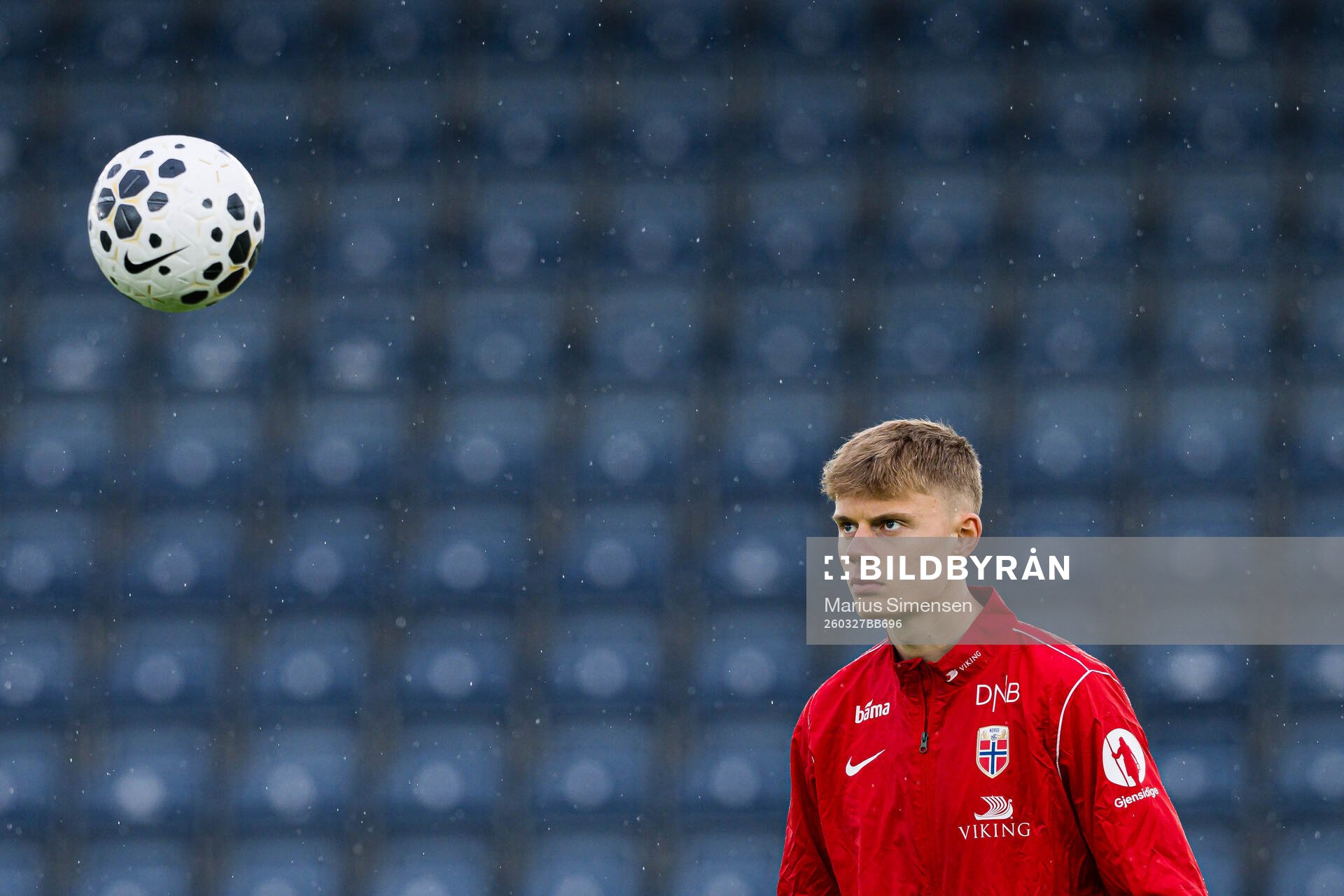 Rasmus Holten of Norway warms up