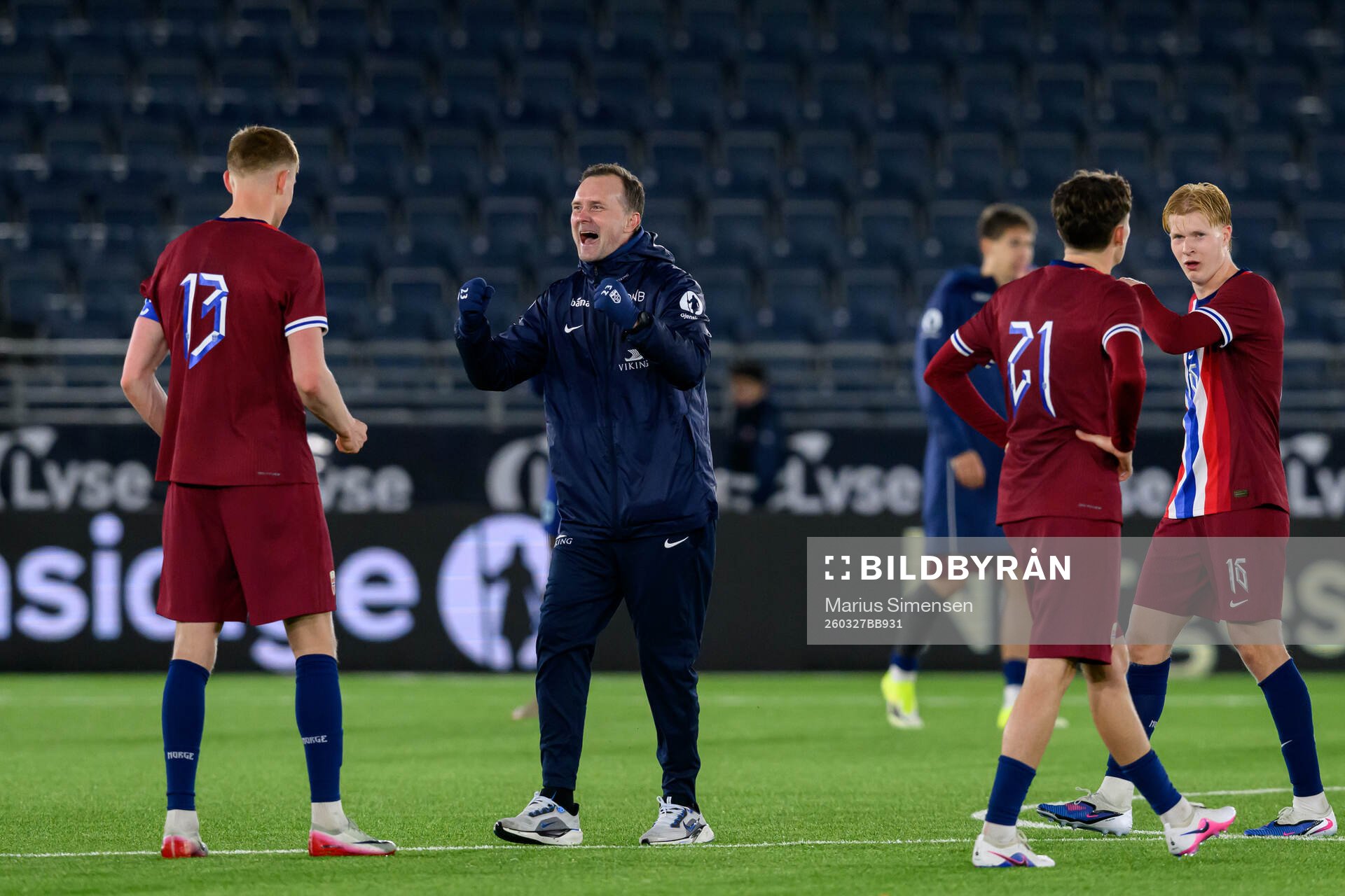 Rasmus Holten and Head coach Jan Peder Jalland of Norway