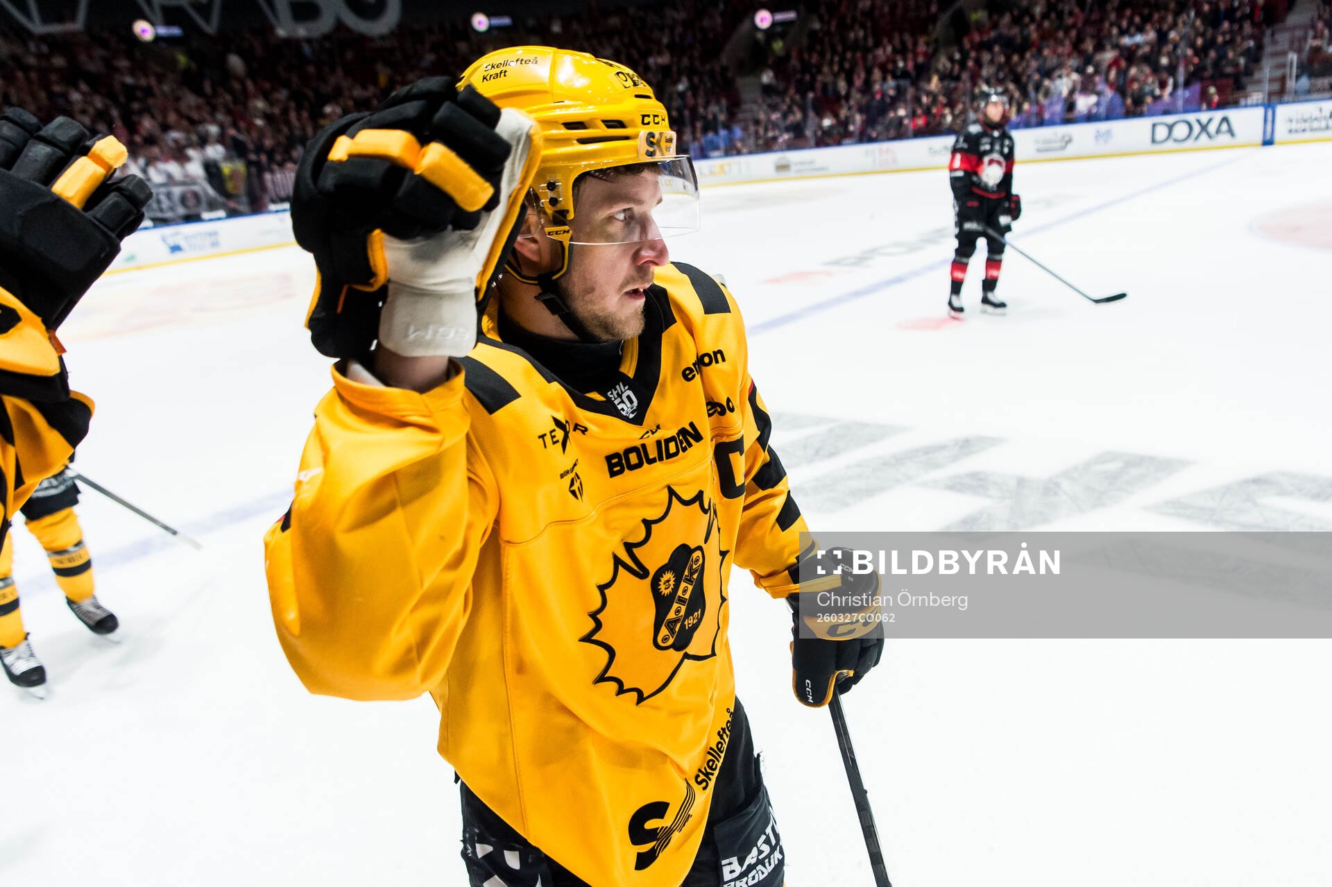 Skellefteås Jonathan Pudas jublar
