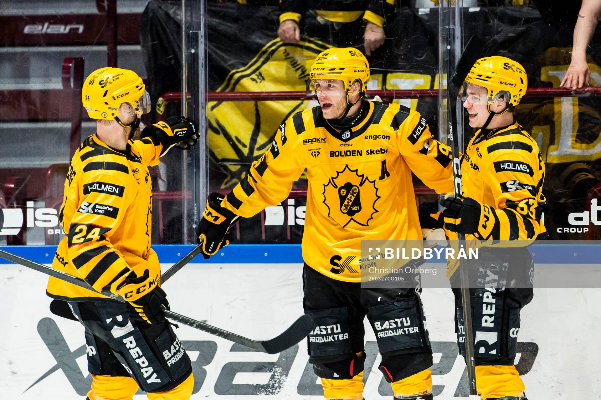 Skellefteås Rickard Hugg jublar