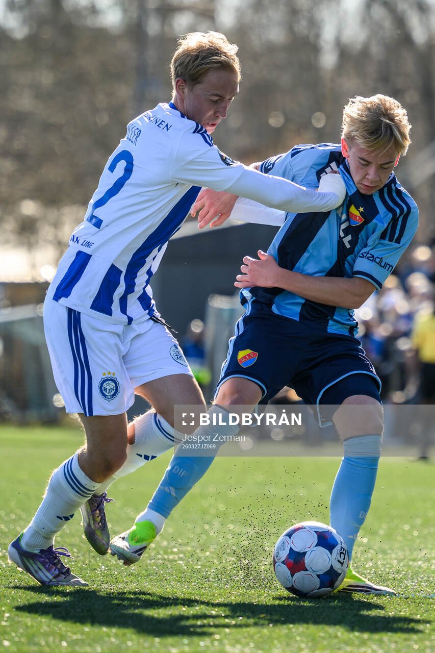 HJK Helsingfors Liam Möller och Djurgårdens Carl Selfvén