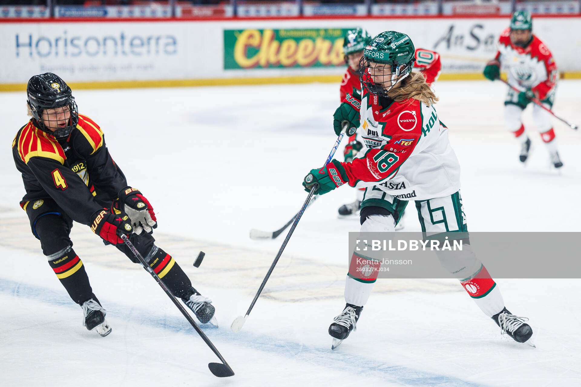 Brynäs Anna Andersson och Frölundas Elisa Holopainen