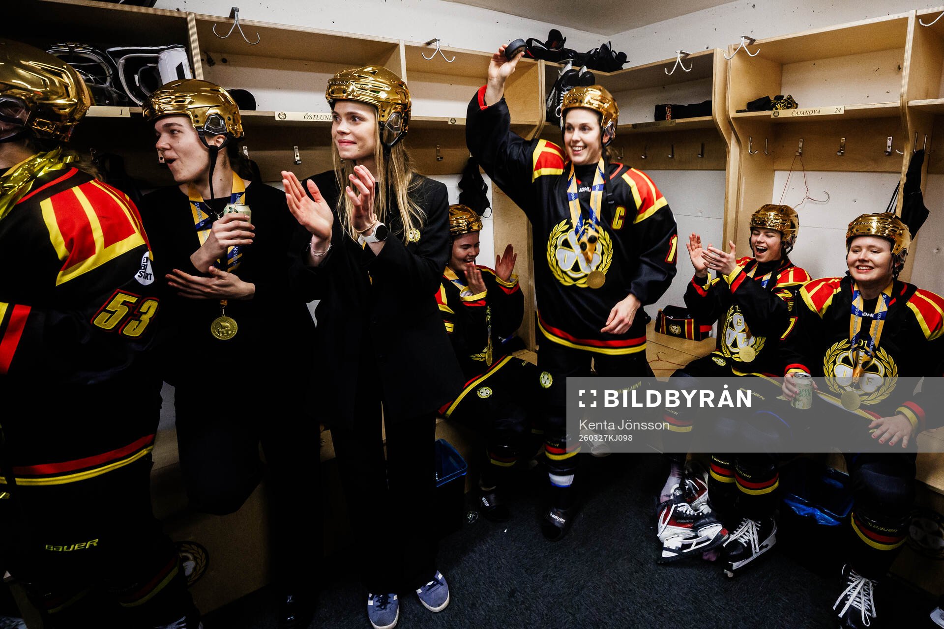 Brynäs Julia Östlund jublar