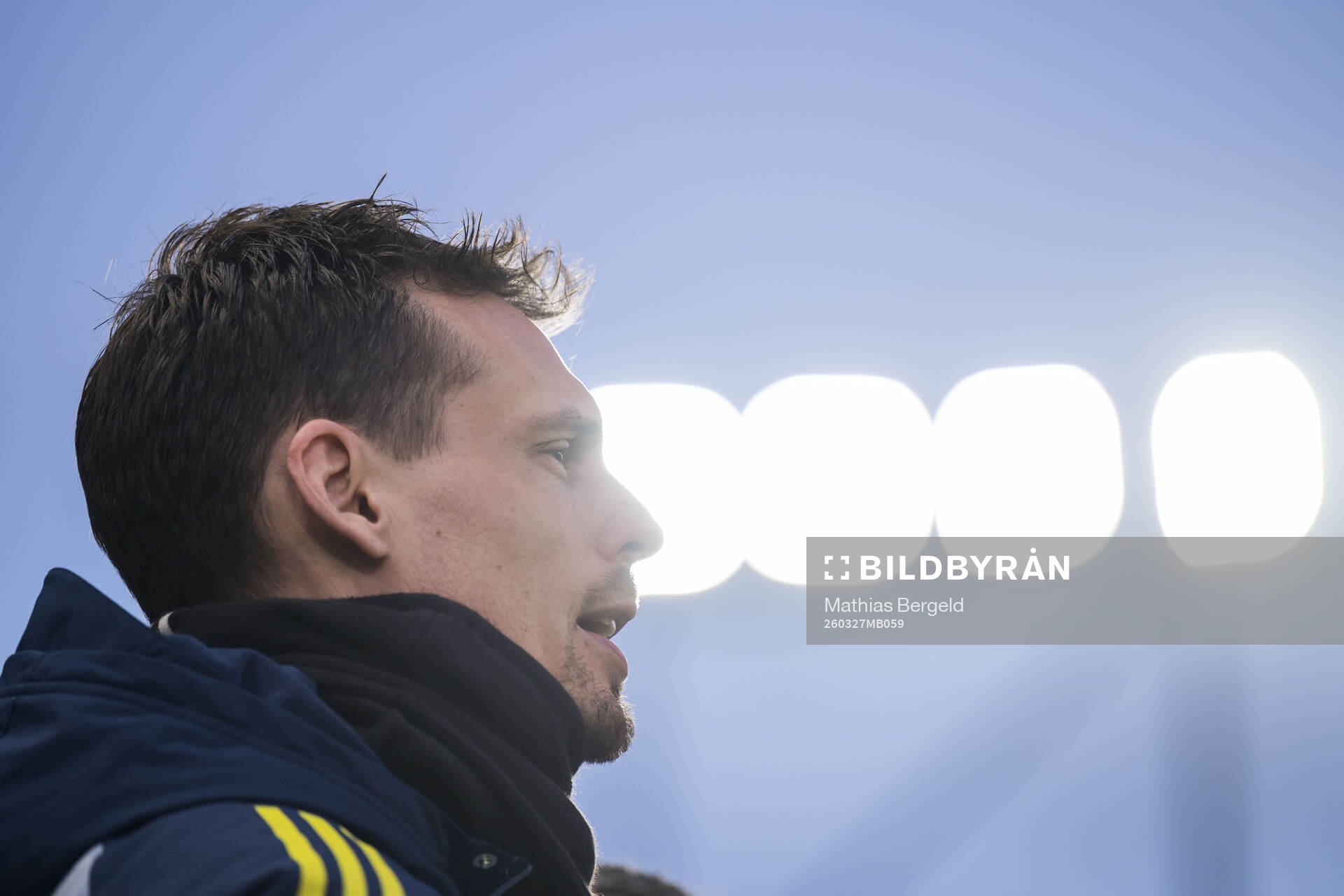 Head coach Daniel Bäckström of Sweden