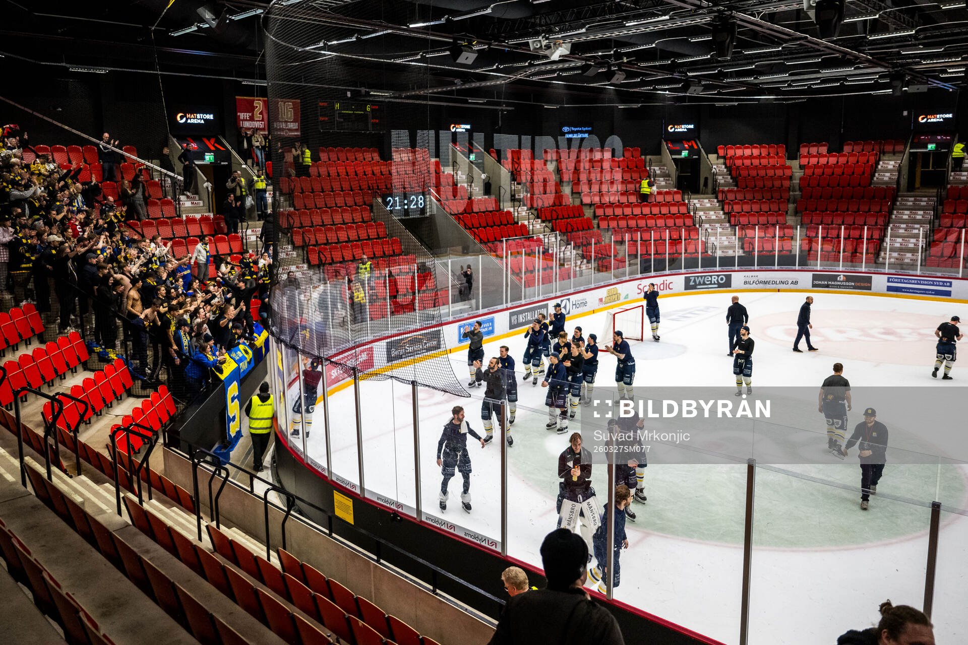 Södertäljes spelare jublar