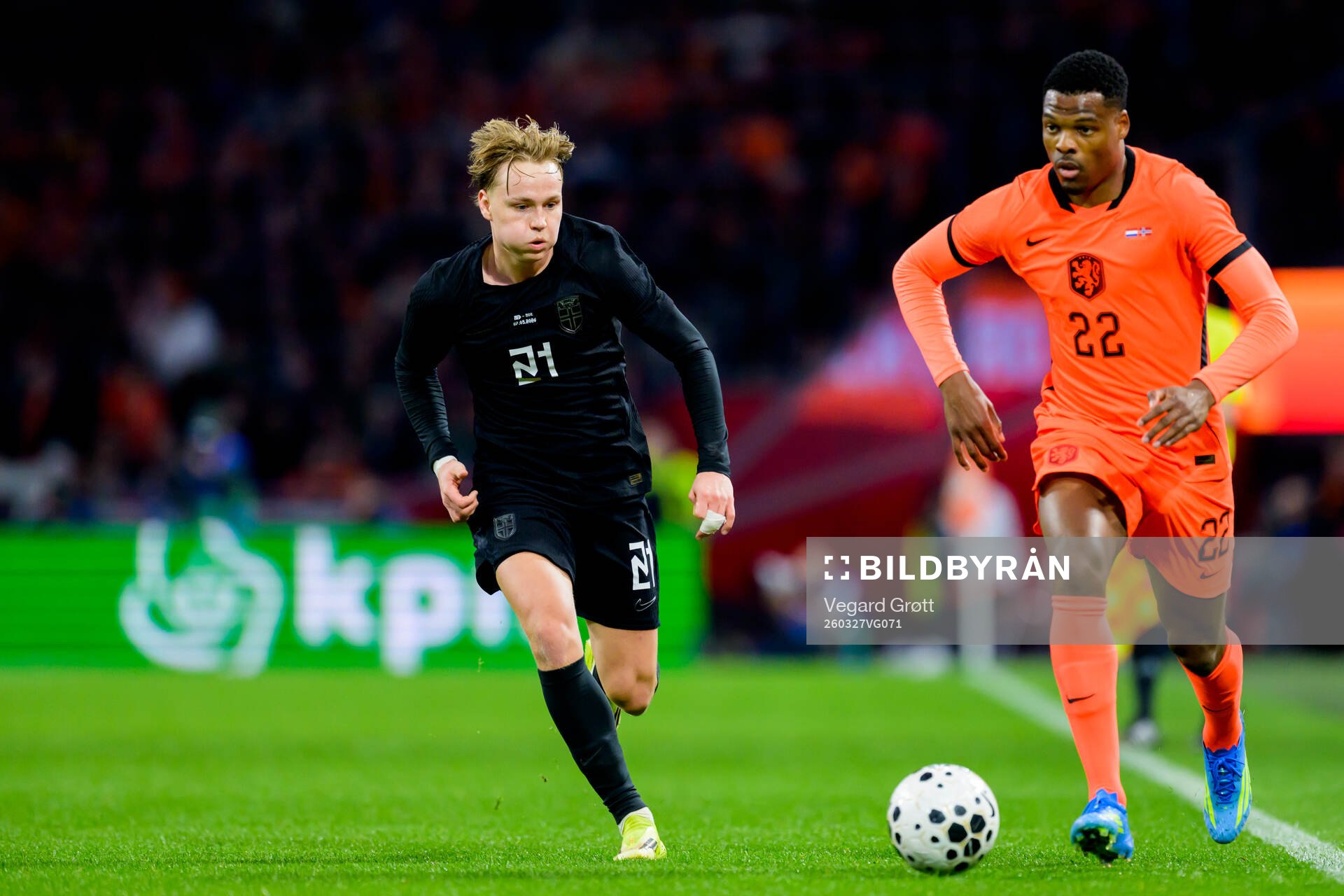 Andreas Schjelderup of Norway and Denzel Dumfries of