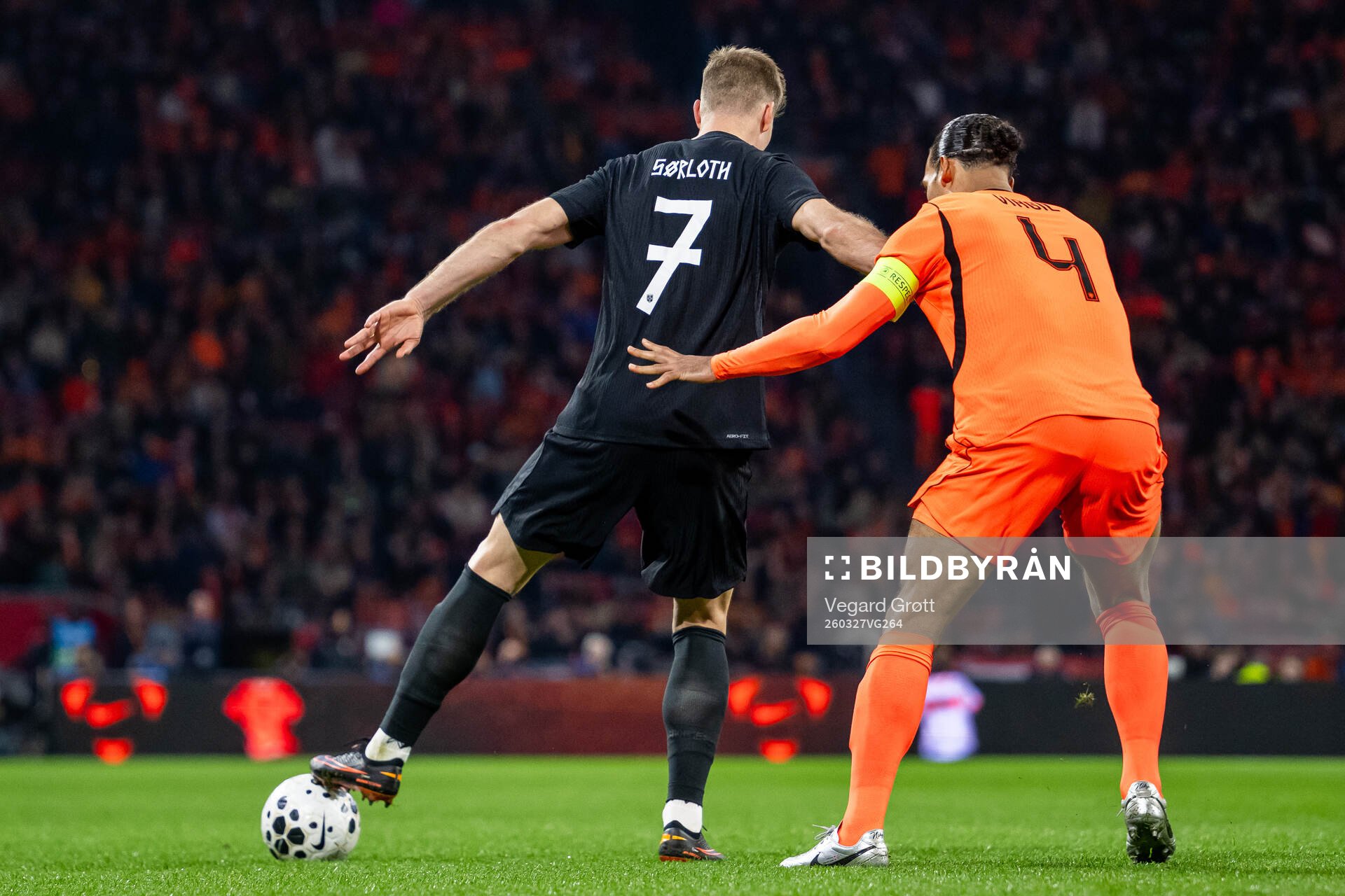 Alexander Sørloth of Norway and Virgil van Dijk of