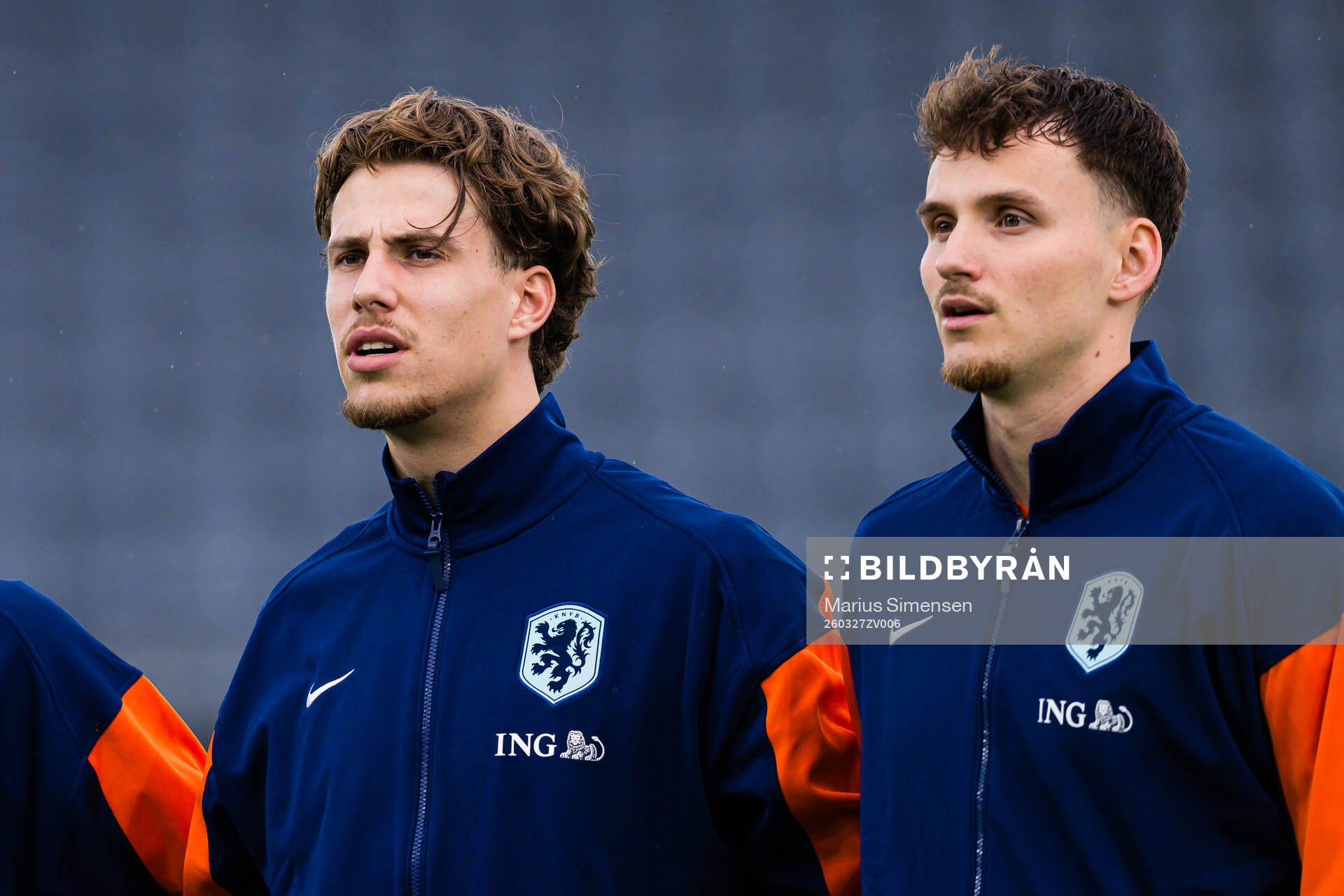 Goalkeeper Tom De Graaff and Rav van