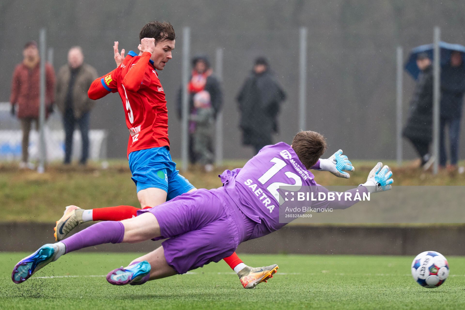 Helsingborgs Alexander Johansson gör 1-0 bakom IK