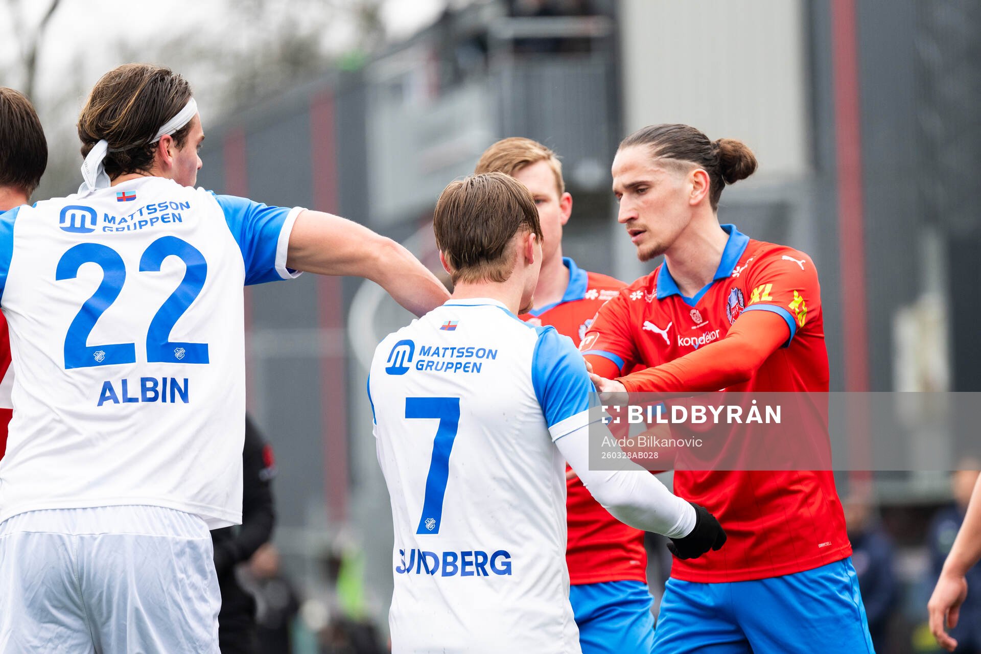 Helsingborgs Ervin Gigovic och IK Oddevolds Vincent Sundberg