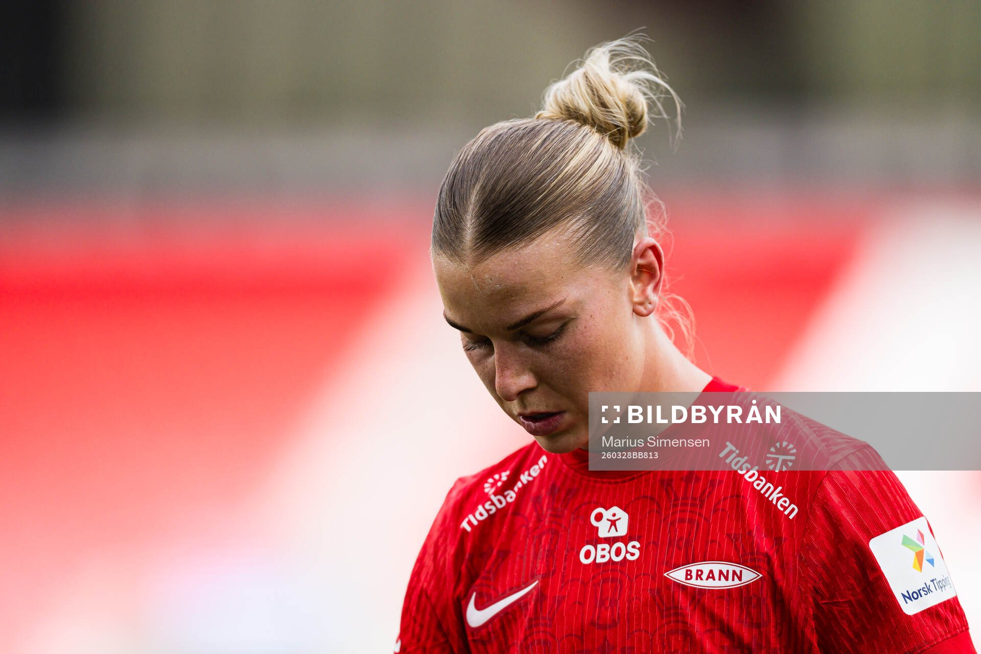 Dilja Yr Zomers of Brann looks dejected