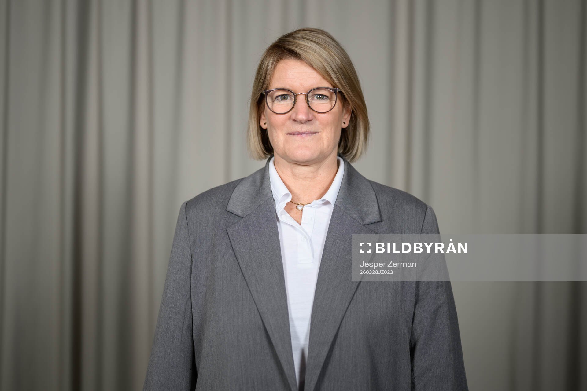 Anna Lundqvist, Elitfotboll Dam