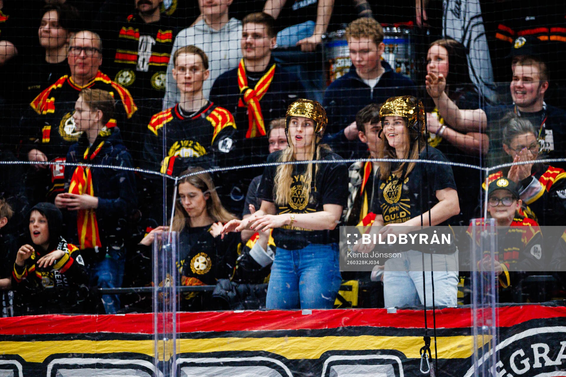 Hanna Thuvik från Brynäs damlag i publiken