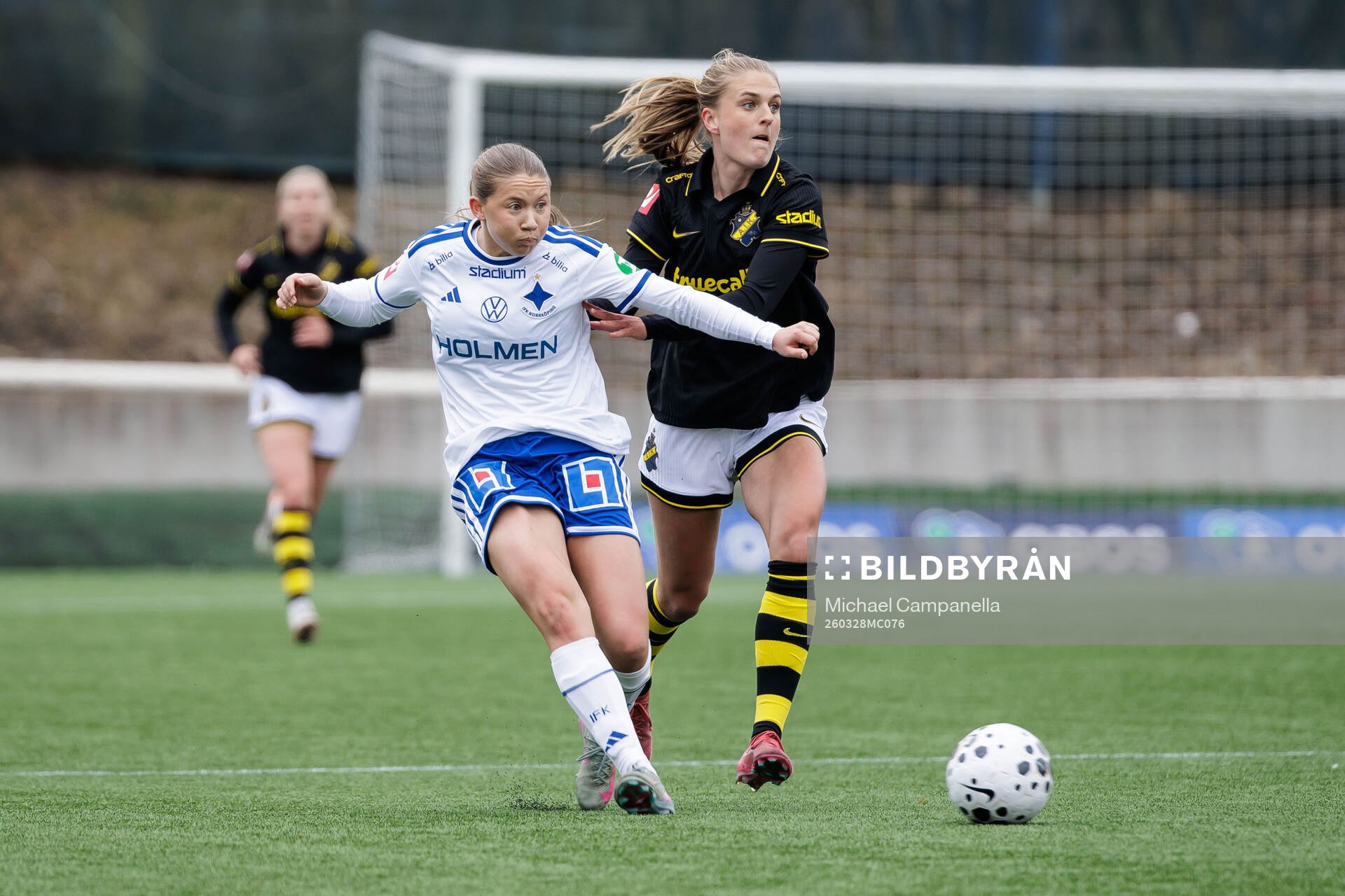 IFK Norrköpings Paula Broddner Klingspor och AIKs Lisa
