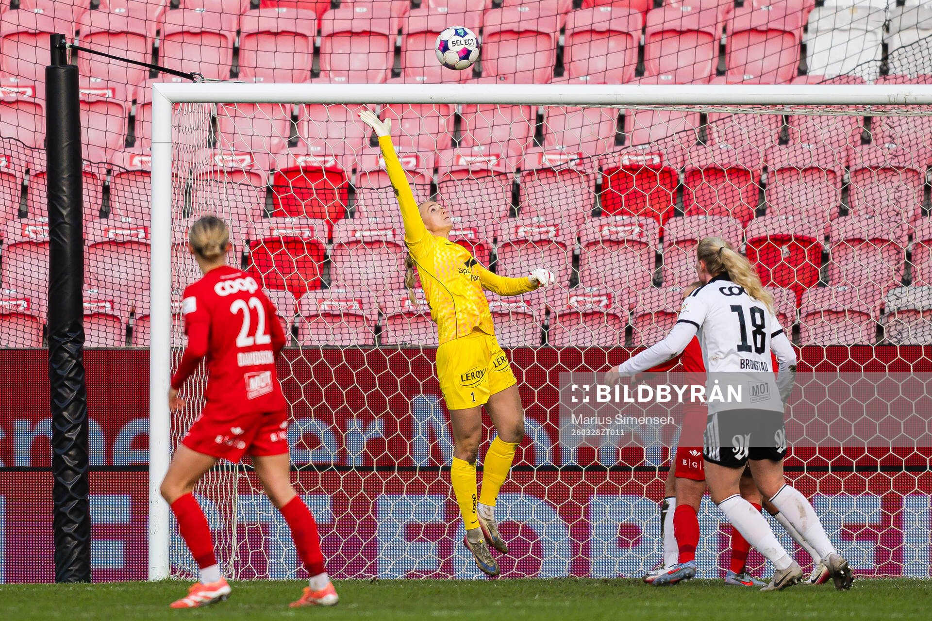 Goalkeeper Selma Panengstuen of Brann
