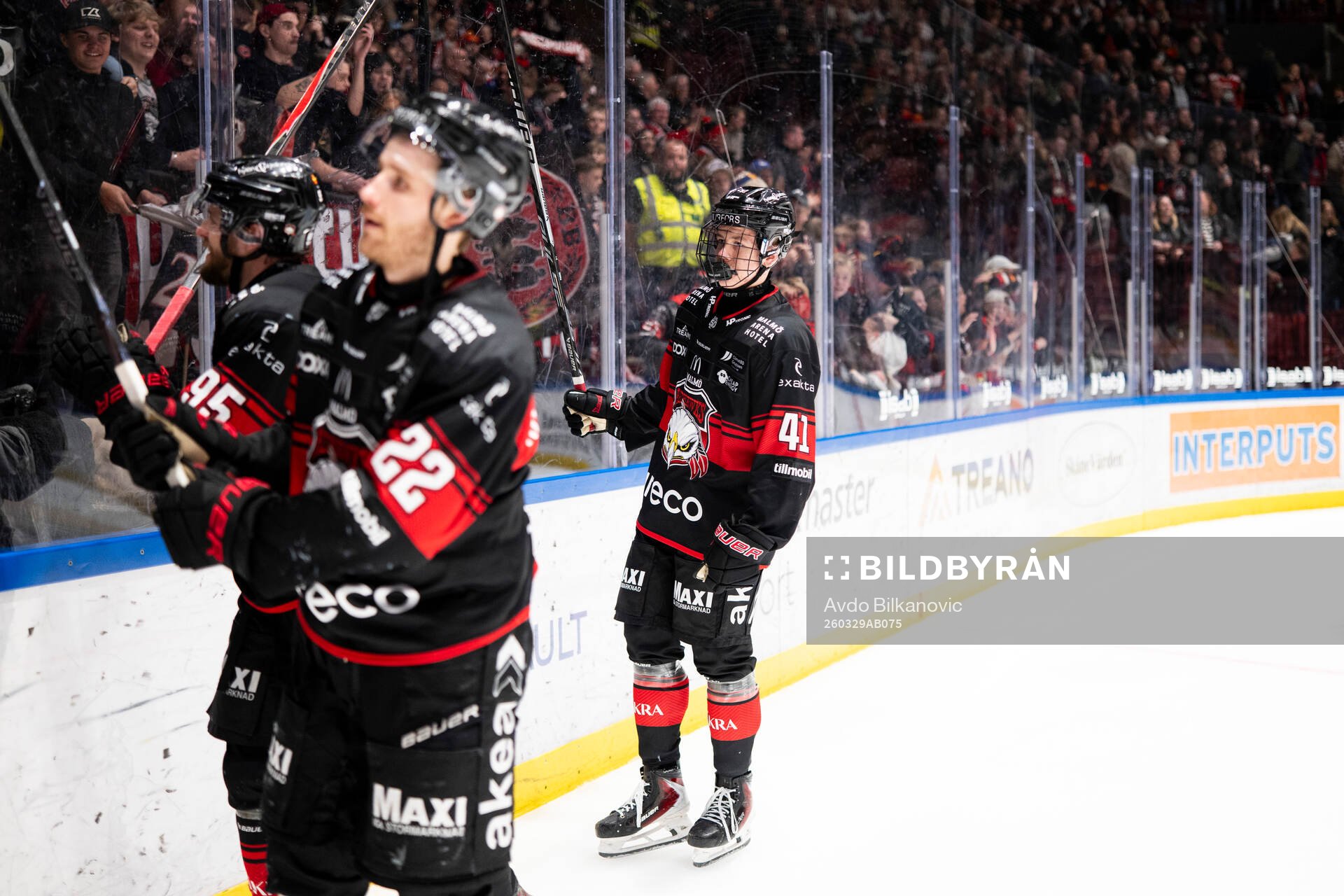 Malmö Redhawks Isac Pagels jublar