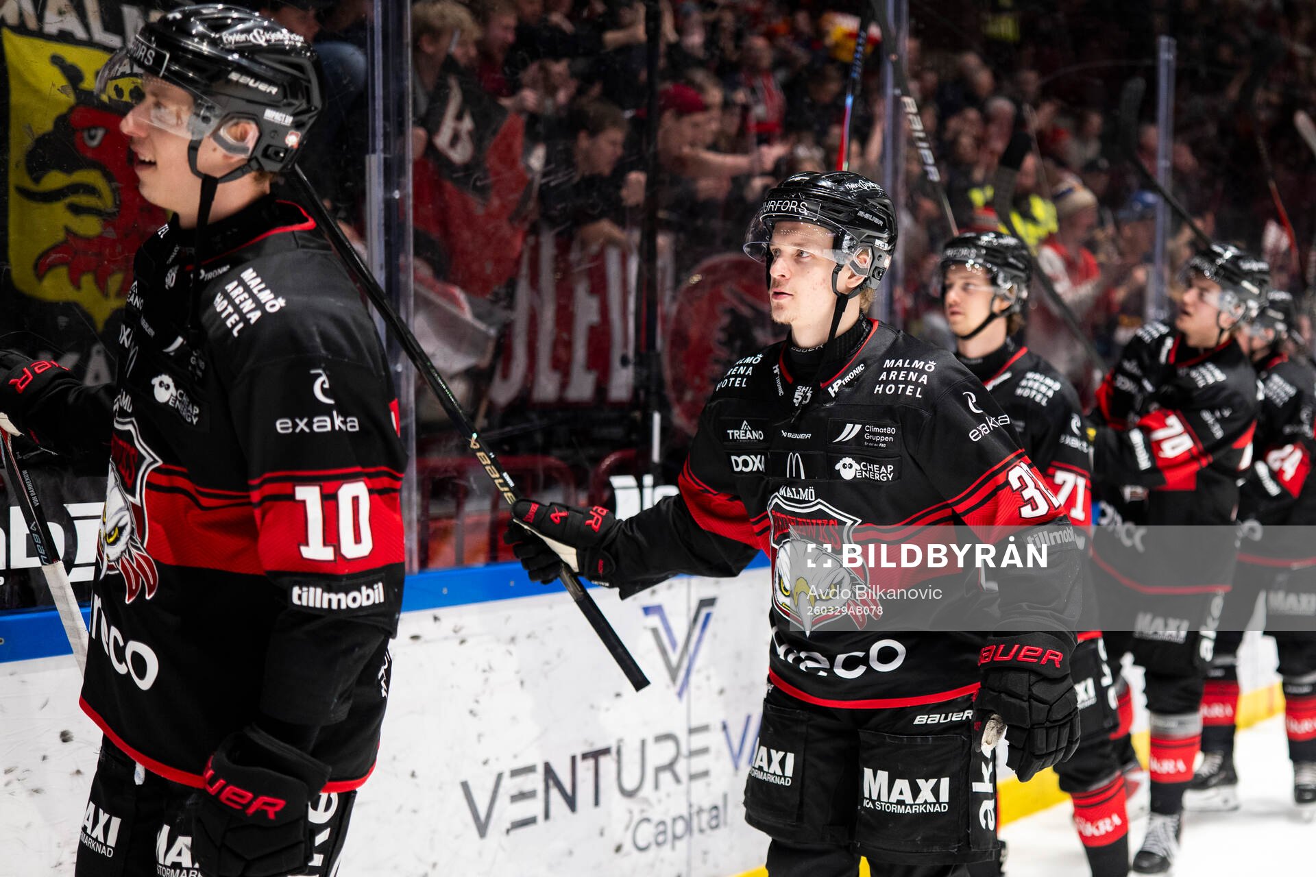 Malmö Redhawks Joona Ikonen jublar