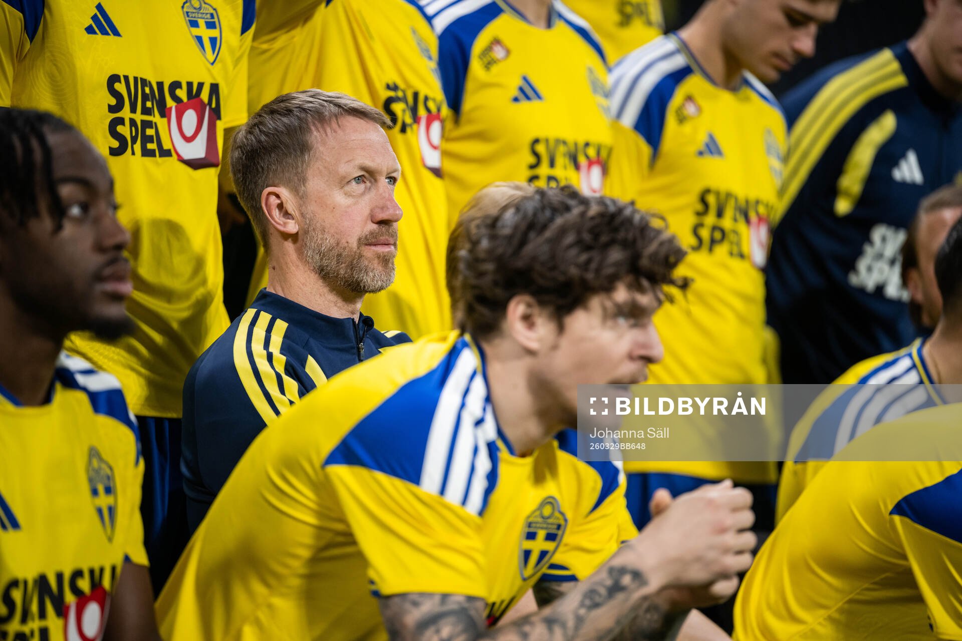 Anthony Elanga, Victor Nilsson Lindelöf and head coach