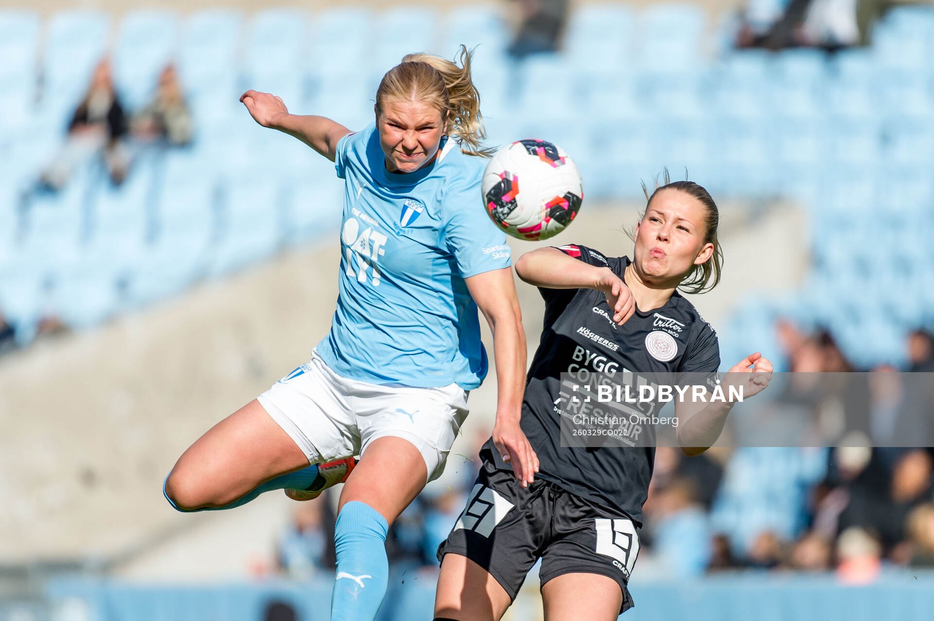 Malmö FFs Ellen Löfqvist och IK Uppsalas Älvali