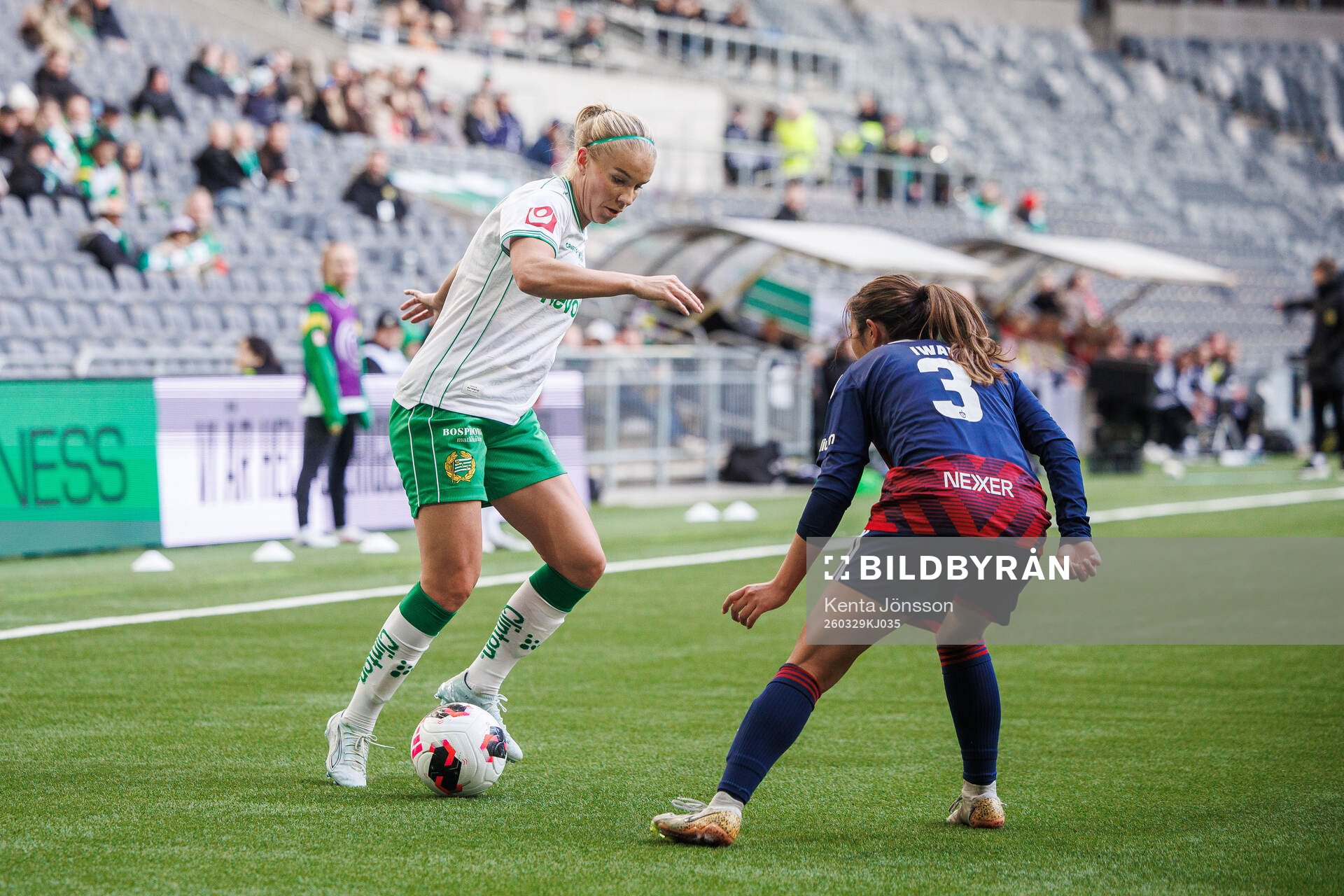 Hammarbys Stina Lennartsson och Rosengårds Ran Iwai